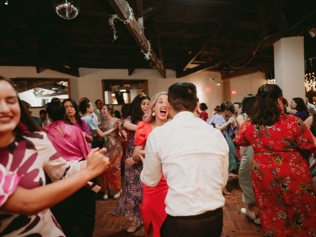 La boda de Edgar y Emma en Galapagos, Guadalajara 333