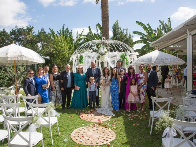 La boda de Libertad  y Isidro  en El Pedroso, Sevilla 10