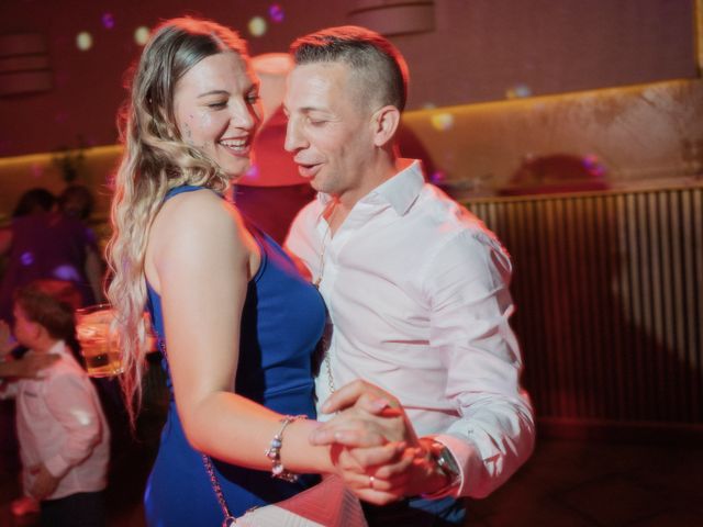 La boda de Ángel y Laura en Torremocha Del Jarama, Madrid 29