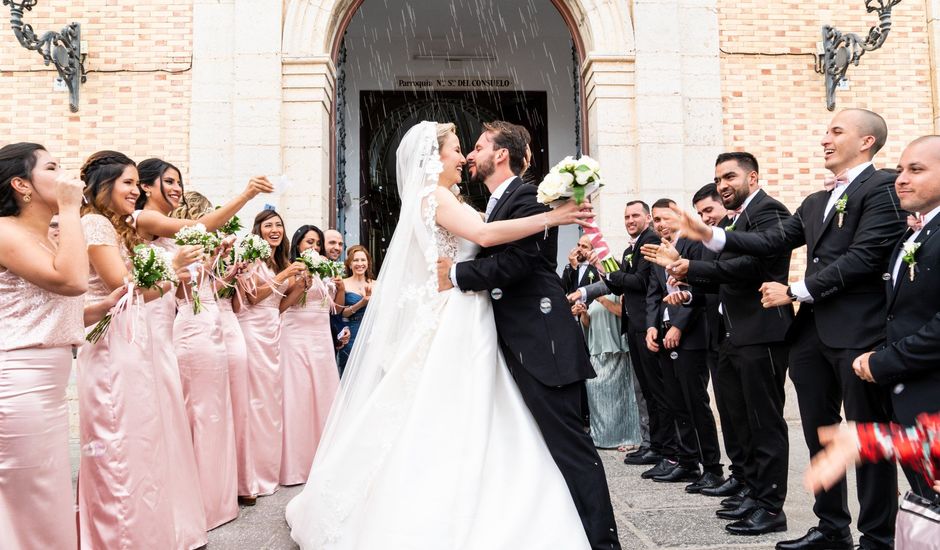 La boda de Carlo Calo y Jesly Silva en La Campaneta, Alicante