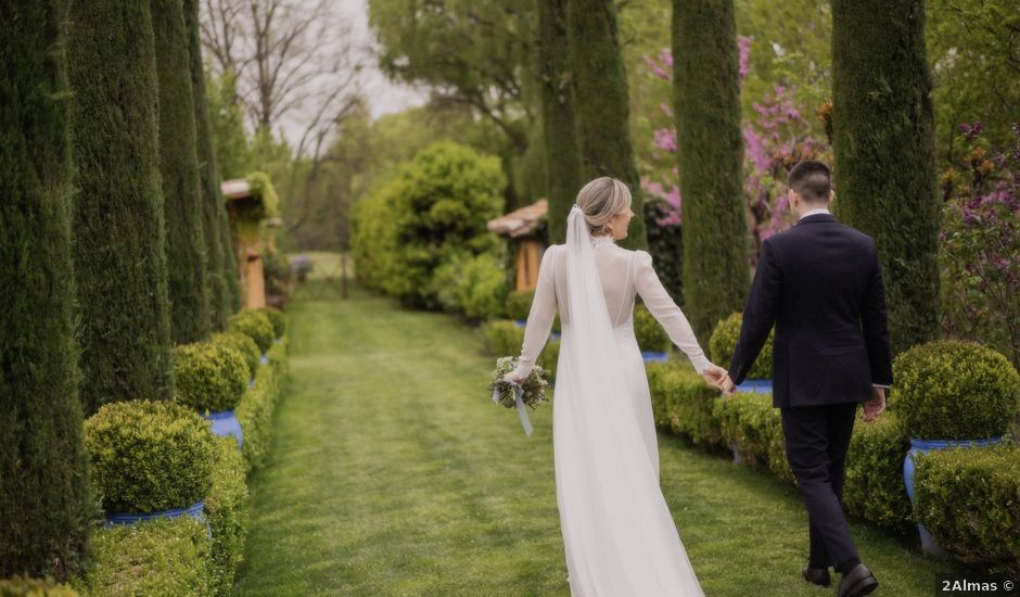 La boda de Ángel y Laura en Torremocha Del Jarama, Madrid
