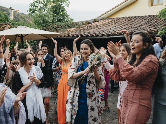 La boda de Abraham y Sara en Llanes, Asturias 51