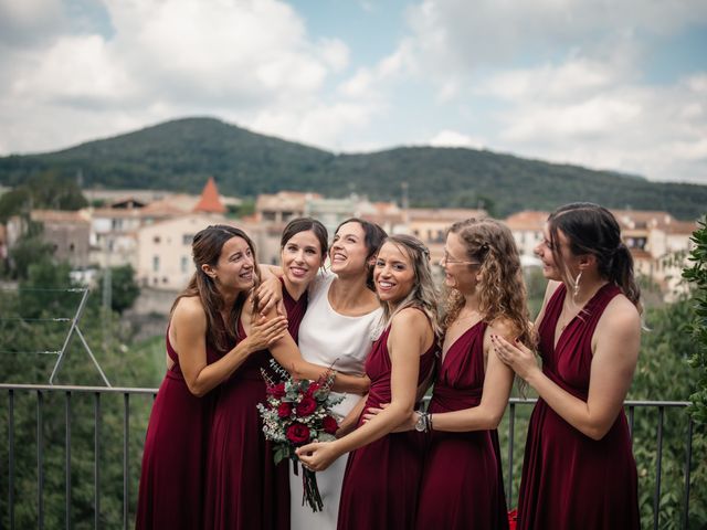 La boda de Alex y Gemma en La Vall D&apos;en Bas, Girona 12