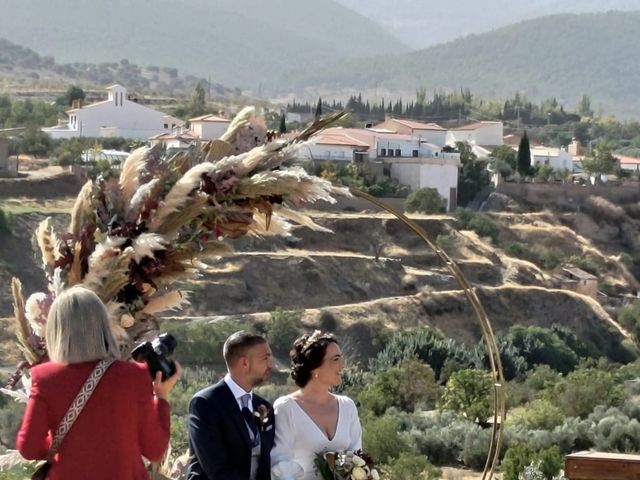 La boda de Irene y Fernando  en Hueneja, Granada 1