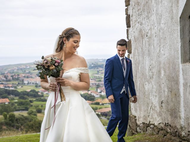 La boda de Laura y Daniel en Ajo, Cantabria 12