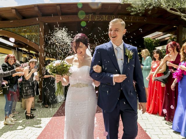 La boda de Jonathan y Kandra en Alcalá De Henares, Madrid 21