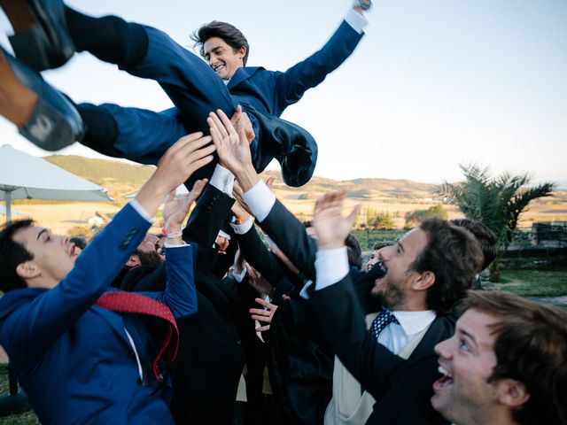 La boda de Eduardo y Patricia en Villamayor De Monjardin, Navarra 29