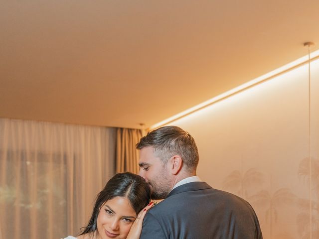 La boda de Esmeralda y Carlos en Elx/elche, Alicante 416