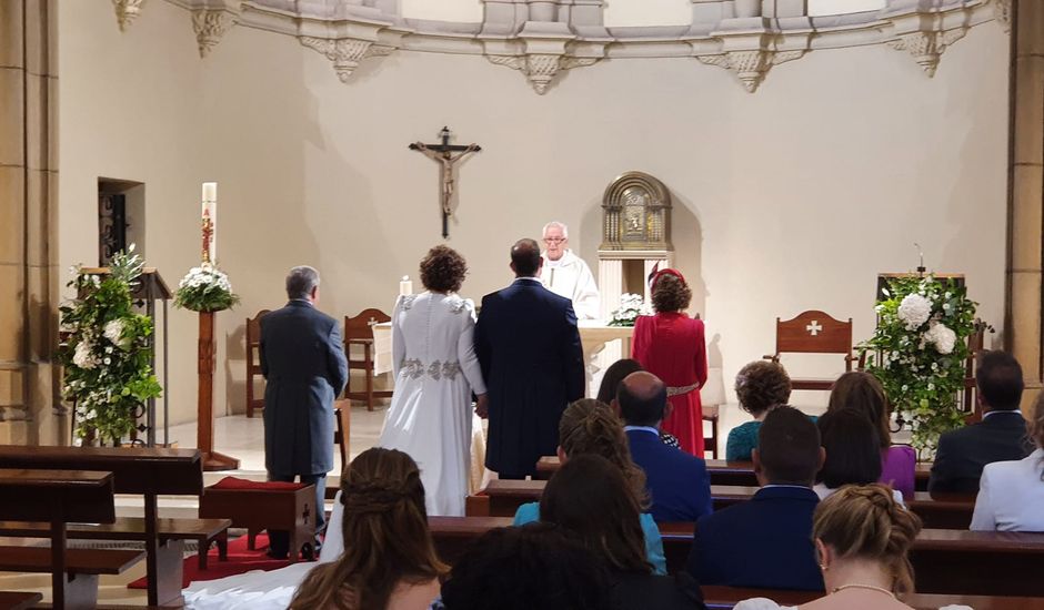 La boda de Raül  y Sonia en Gijón, Asturias