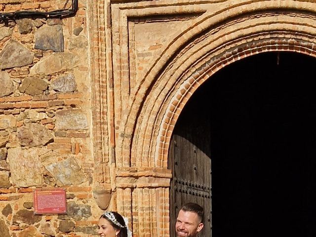 La boda de Rubén  y Yolanda en Chillon, Ciudad Real 3