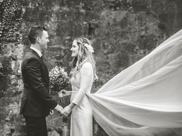 La boda de Mikel y Maitane en Getxo, Vizcaya 23