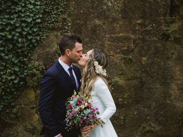 La boda de Mikel y Maitane en Getxo, Vizcaya 19