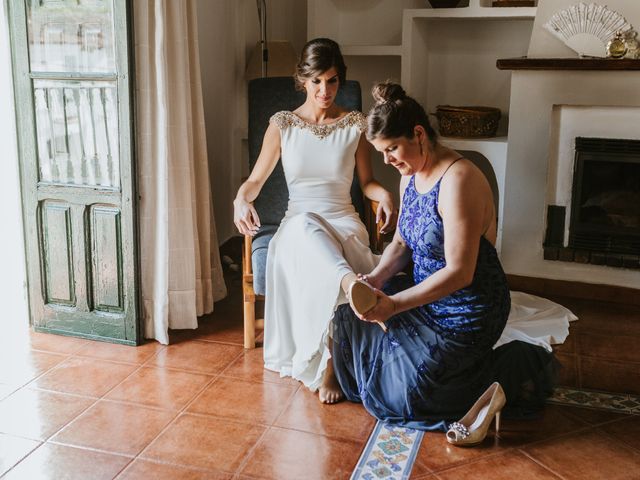 La boda de Javier y Gloria en Alajar, Huelva 22