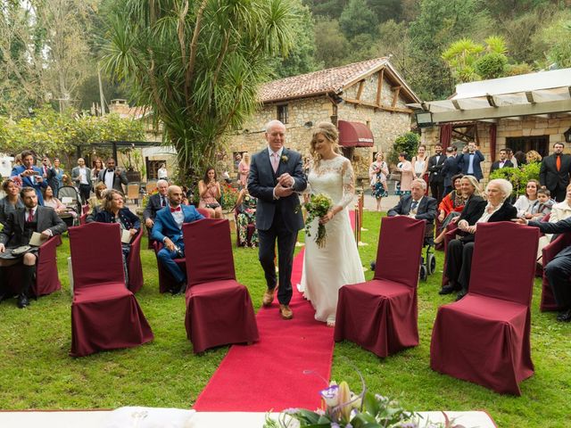 La boda de Alvaro y Megan en Berango, Vizcaya 16
