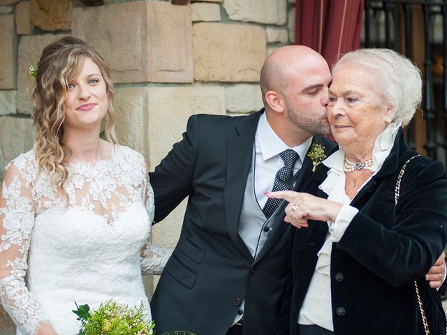 La boda de Alvaro y Megan en Berango, Vizcaya 37