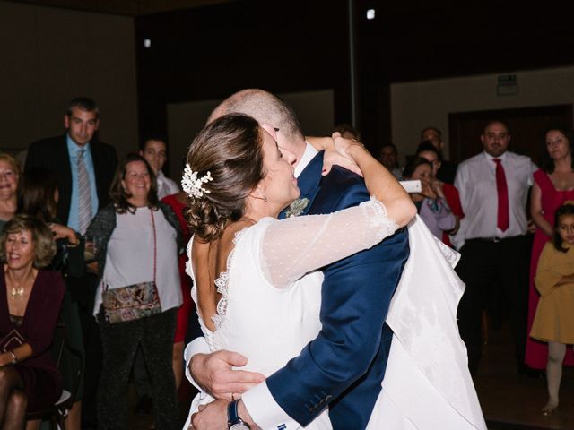 La boda de María José y Isaac en La Manjoya, Asturias 41