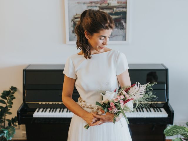 La boda de Ana y Joxe en Hondarribia, Guipúzcoa 12