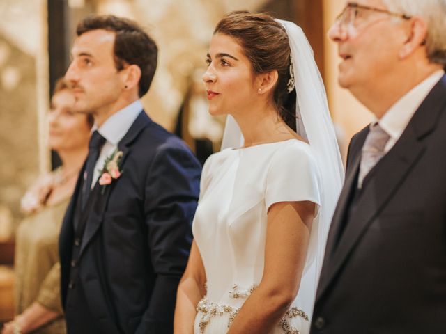 La boda de Ana y Joxe en Hondarribia, Guipúzcoa 17