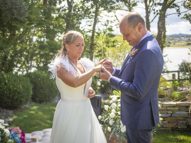 La boda de Jose y Carmen en Abegondo, A Coruña 33