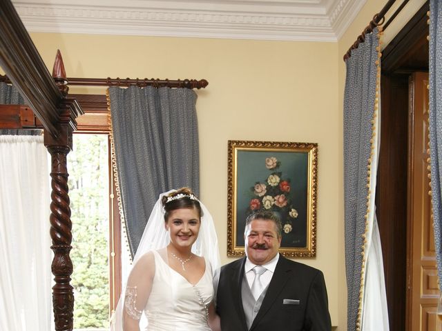 La boda de Leticia y Iván en Redondela, Pontevedra 5