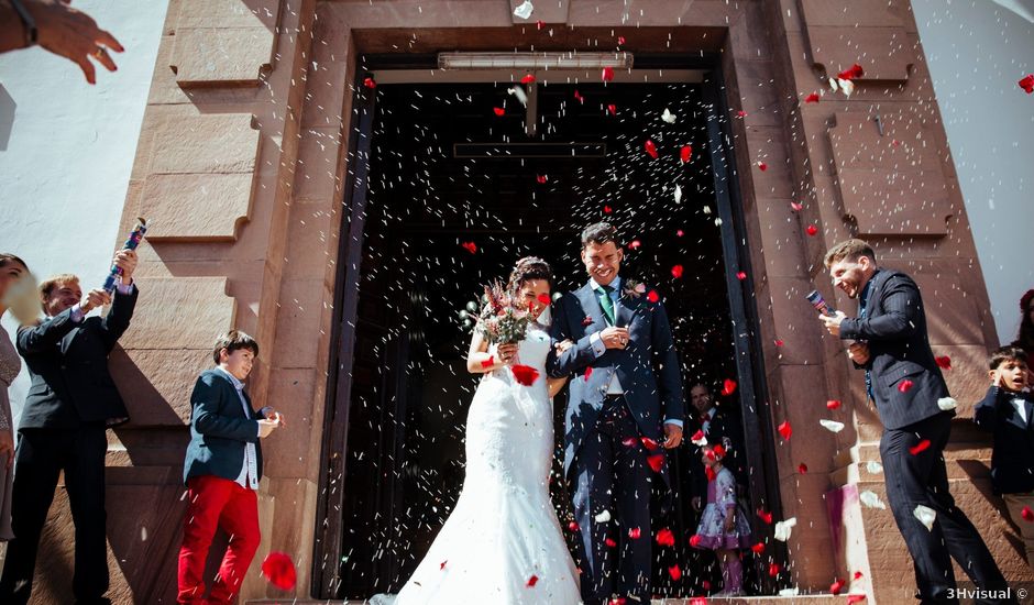 La boda de Jesús y Débora en Velez Malaga, Málaga