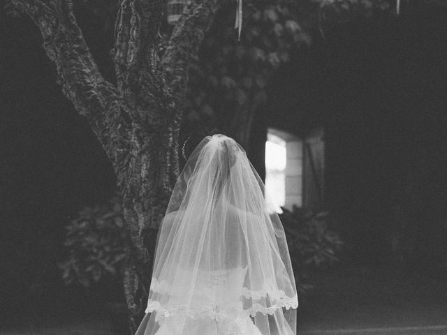 La boda de Juan Carlos y Anna en Vilanova Del Valles, Barcelona 54