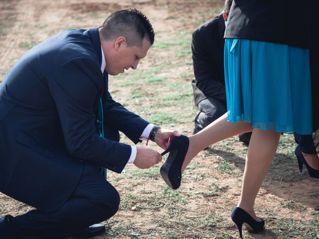 La boda de Ismael y Paula en Sant Cugat Sesgarrigues, Barcelona 12