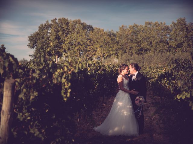 La boda de Ismael y Paula en Sant Cugat Sesgarrigues, Barcelona 23