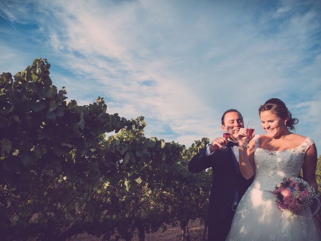 La boda de Ismael y Paula en Sant Cugat Sesgarrigues, Barcelona 26