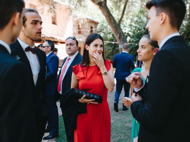 La boda de Ruben y Beatriz en León, León 56