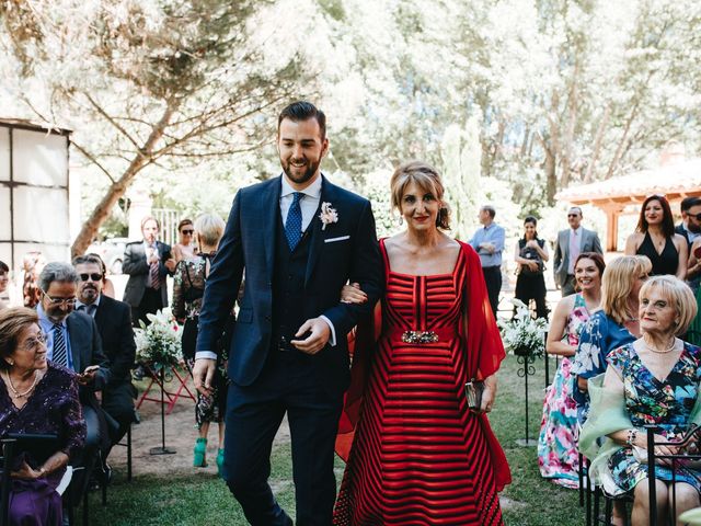 La boda de Ruben y Beatriz en León, León 62