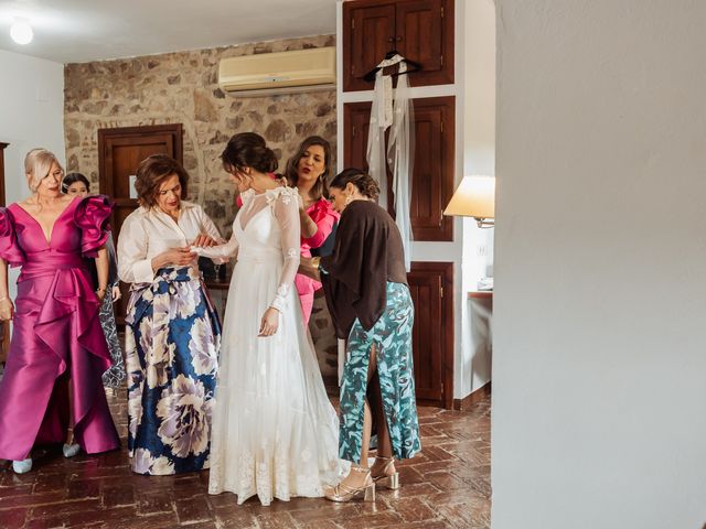 La boda de Olga y Enrique en Almendral, Badajoz 51