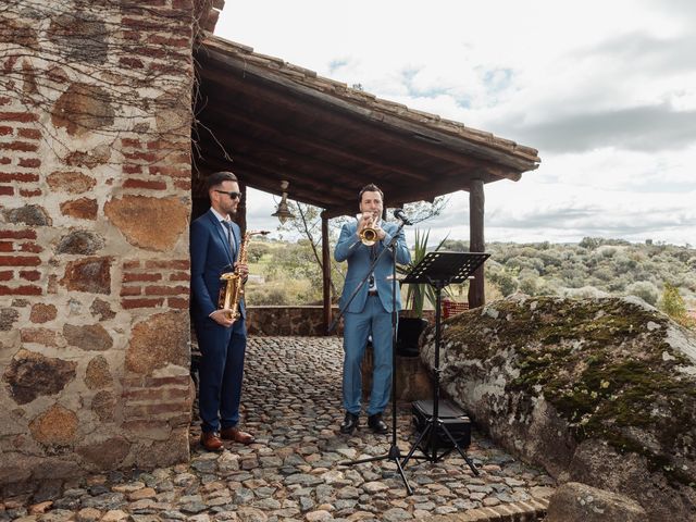 La boda de Olga y Enrique en Almendral, Badajoz 70