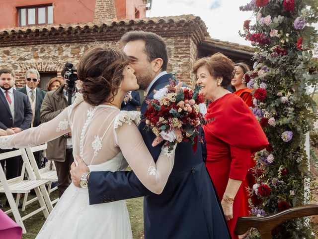 La boda de Olga y Enrique en Almendral, Badajoz 79