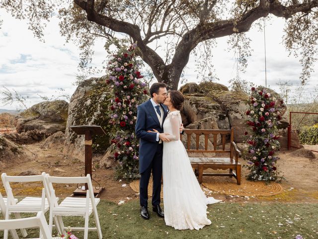 La boda de Olga y Enrique en Almendral, Badajoz 97