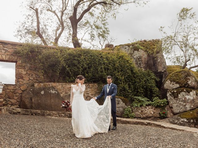 La boda de Olga y Enrique en Almendral, Badajoz 106