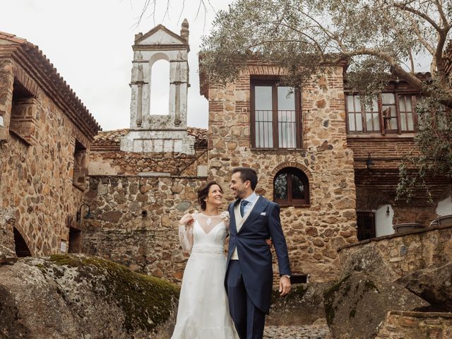 La boda de Olga y Enrique en Almendral, Badajoz 111