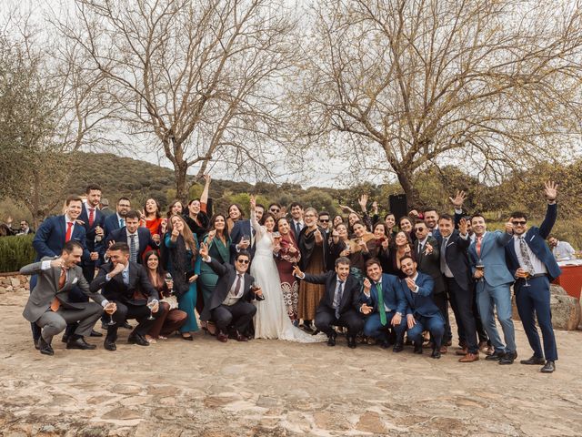 La boda de Olga y Enrique en Almendral, Badajoz 125