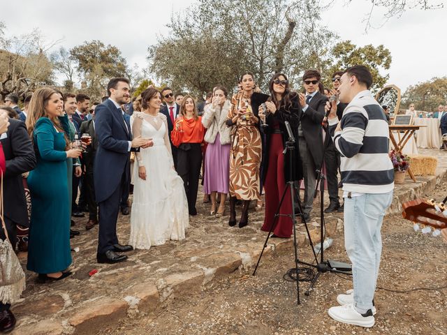 La boda de Olga y Enrique en Almendral, Badajoz 137