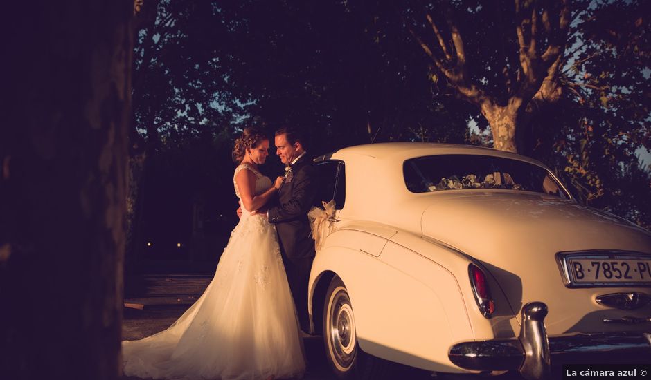 La boda de Ismael y Paula en Sant Cugat Sesgarrigues, Barcelona