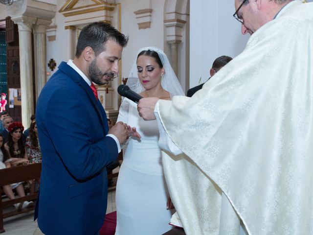 La boda de Ana Belen y Paxit en Los Palacios Y Villafranca, Sevilla 39