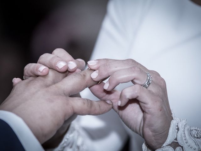 La boda de Ana Belen y Paxit en Los Palacios Y Villafranca, Sevilla 41