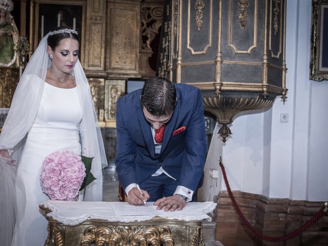 La boda de Ana Belen y Paxit en Los Palacios Y Villafranca, Sevilla 52