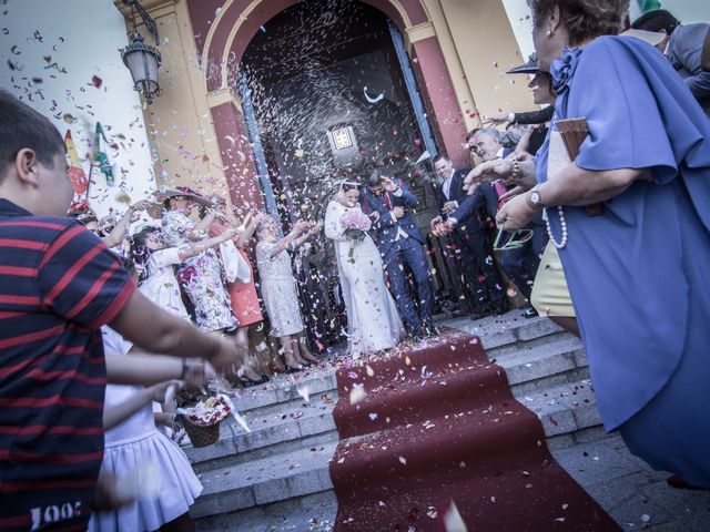 La boda de Ana Belen y Paxit en Los Palacios Y Villafranca, Sevilla 60
