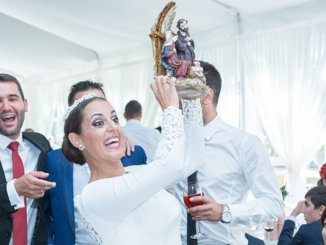 La boda de Ana Belen y Paxit en Los Palacios Y Villafranca, Sevilla 80