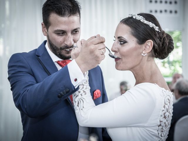 La boda de Ana Belen y Paxit en Los Palacios Y Villafranca, Sevilla 84