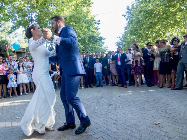 La boda de Ana Belen y Paxit en Los Palacios Y Villafranca, Sevilla 93