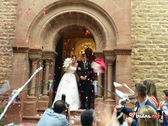 La boda de Roger y Estefanía en Seva, Barcelona 32