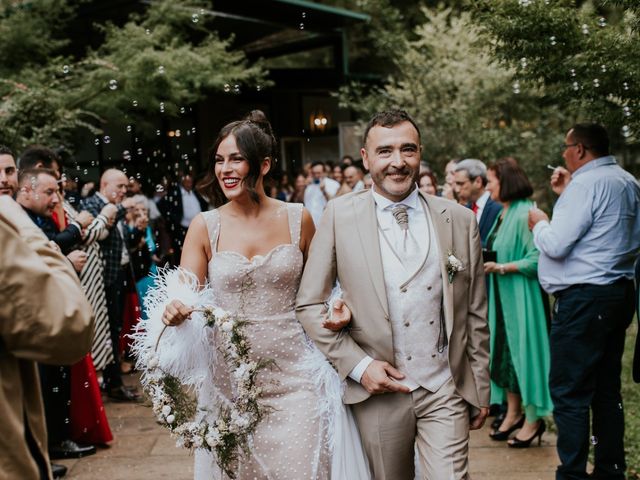 La boda de Carlos y Zoraida en Rois, A Coruña 14
