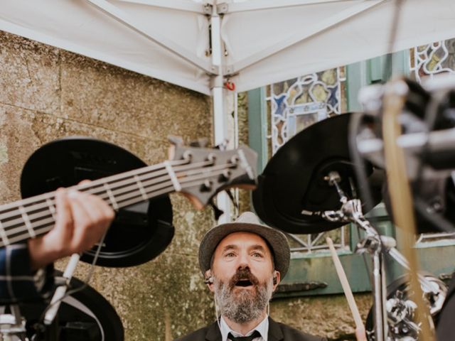 La boda de Carlos y Zoraida en Rois, A Coruña 18